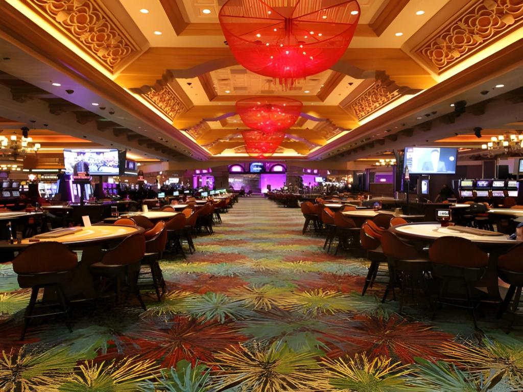 Holiday Inn Express Hotel & Suites Lincoln-Roseville Area an IHG Hotel - image 7