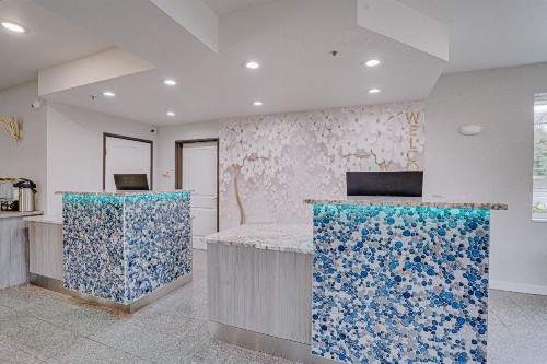 The Ashley Inn & Suites - image 19