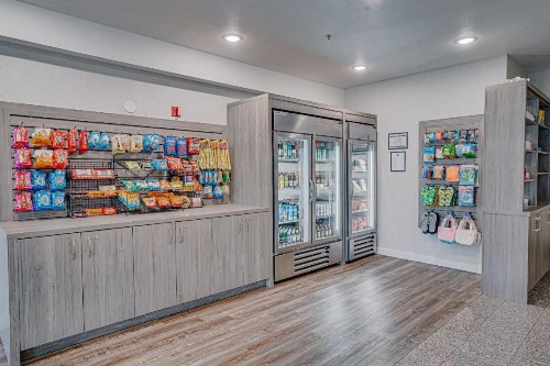 The Ashley Inn & Suites - image 21