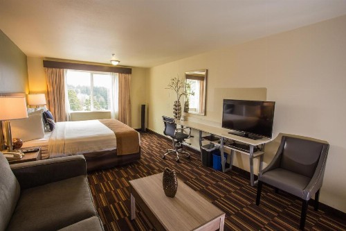 Inn at Wecoma - image 37