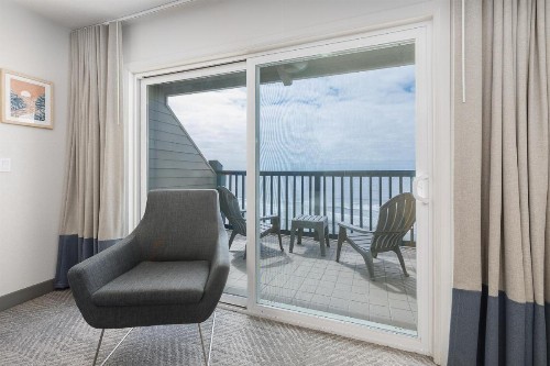 Nordic Oceanfront Inn - image 15