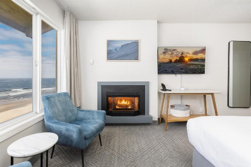 Nordic Oceanfront Inn - image 18