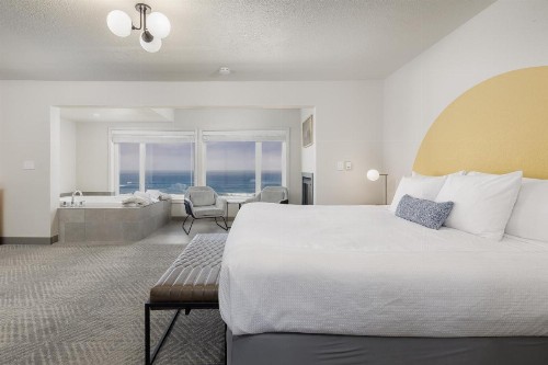 Nordic Oceanfront Inn - image 8