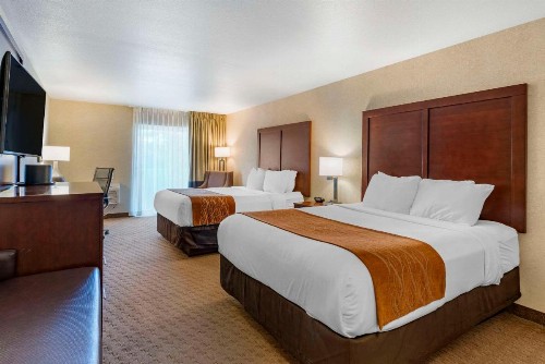 Comfort Inn & Suites Lincoln City - image 21