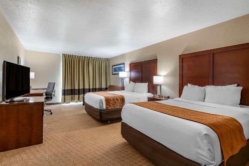 Comfort Inn & Suites Lincoln City - image 25