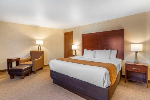 Comfort Inn & Suites Lincoln City - image 43