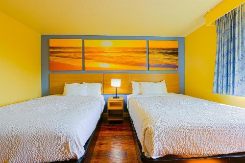 Coastal Inn by OYO Lincoln City - Oregon Coast Hwy - image 28