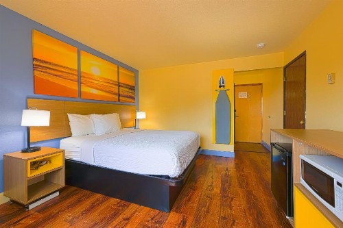 Coastal Inn by OYO Lincoln City - Oregon Coast Hwy - image 39