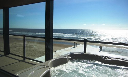 Beachfront Manor Hotel - image 22