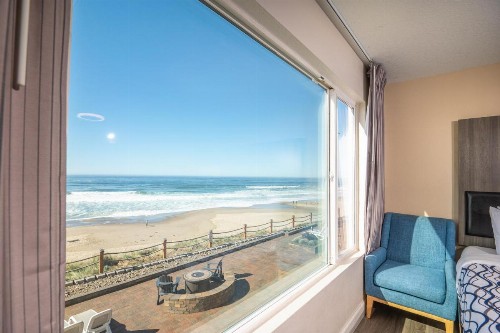 Sailor Jack Oceanfront Motel - image 17