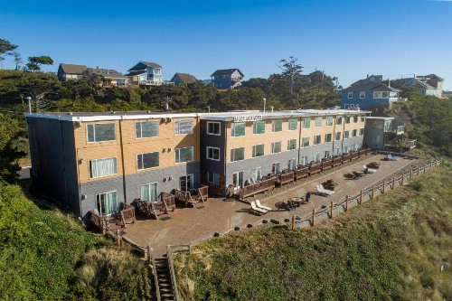 Sailor Jack Oceanfront Motel - image 22