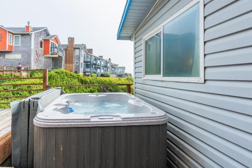 Seagull Beachfront Inn - image 18