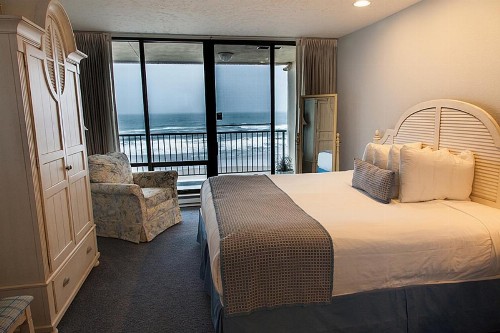 Inn at Spanish Head Resort Hotel - image 17