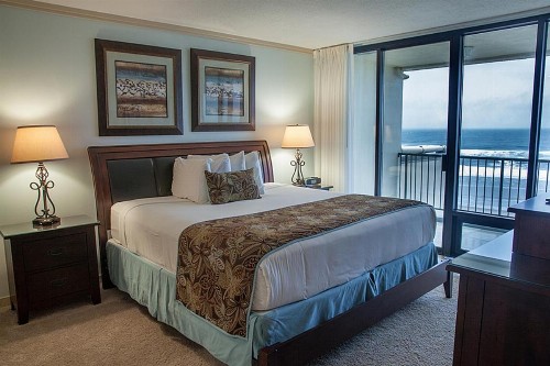 Inn at Spanish Head Resort Hotel - image 9