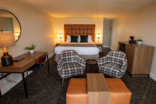 Shearwater Inn - image 15