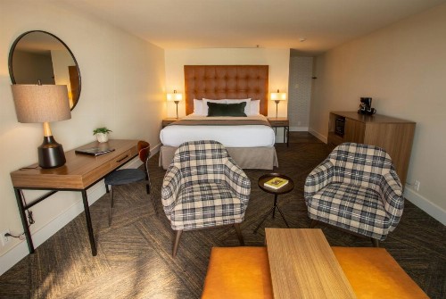Shearwater Inn - image 17