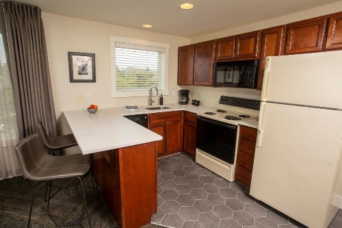 Shearwater Inn - image 20