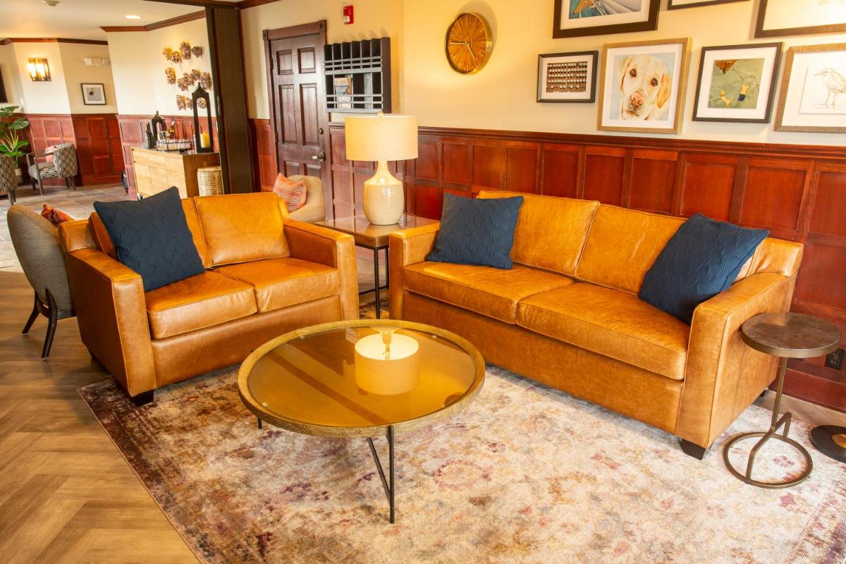 Shearwater Inn - image 7