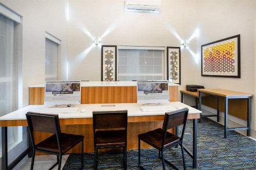 Holiday Inn Express & Suites Lincoln City an IHG Hotel - image 29
