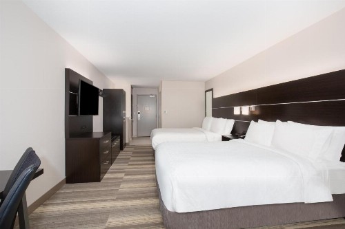 Holiday Inn Express & Suites Lincoln City an IHG Hotel - image 8