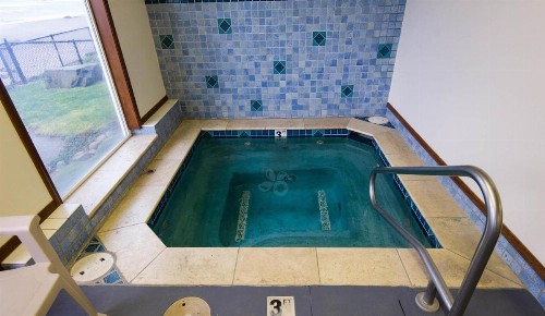 Sandcastle Beachfront Motel - image 8