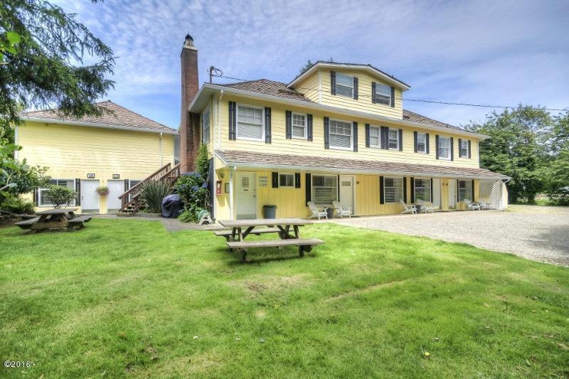 Captain Cook Inn - image 2