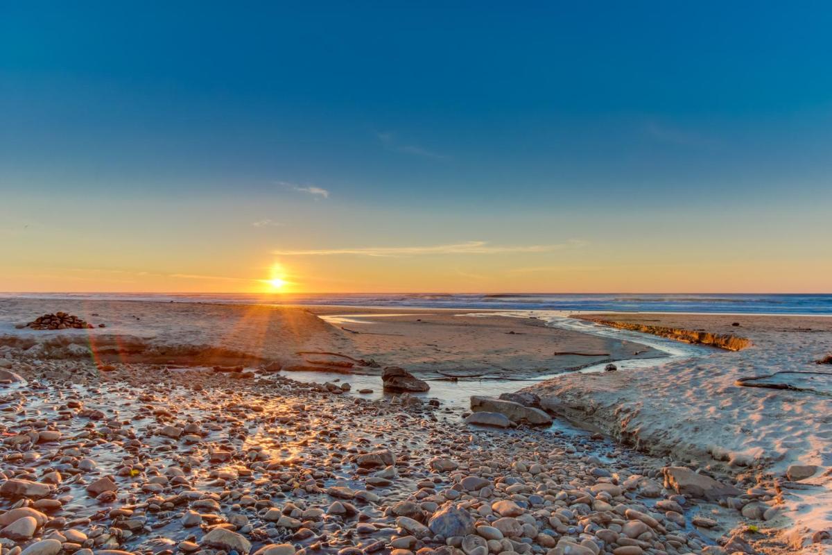 Beach Haven - image 6