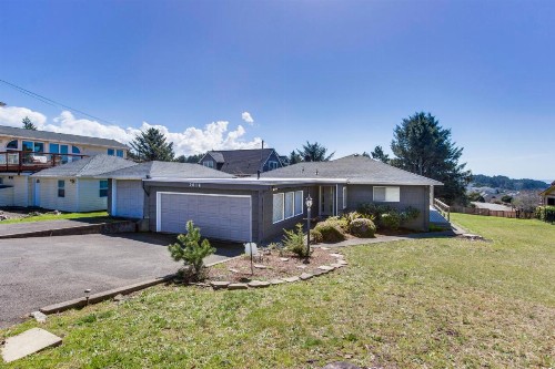 Crystal Rose Home and Cottage - image 11