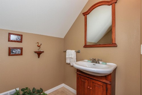 Crystal Rose Home and Cottage - image 4