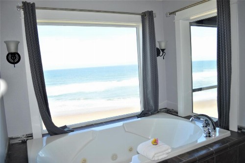 Starfish Manor Oceanfront Hotel - image 22