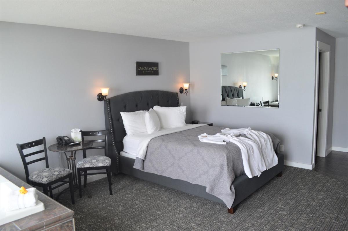 Starfish Manor Oceanfront Hotel - image 6