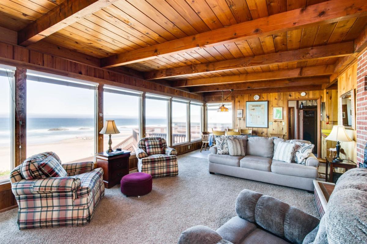 Lincoln City Beach Front Vacation Rental - image 7