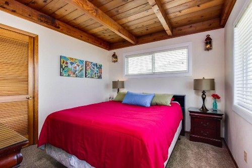 Lincoln City Beach Front Vacation Rental - image 9