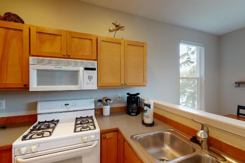 Retreat on Devils Lake - image 11