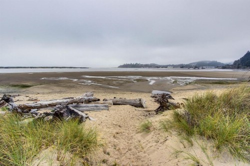 Beach Time Getaway - image 11