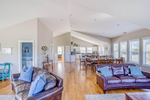 The Spindrift House - image 24