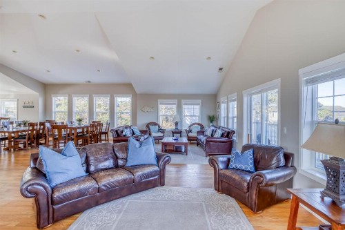 The Spindrift House - image 30