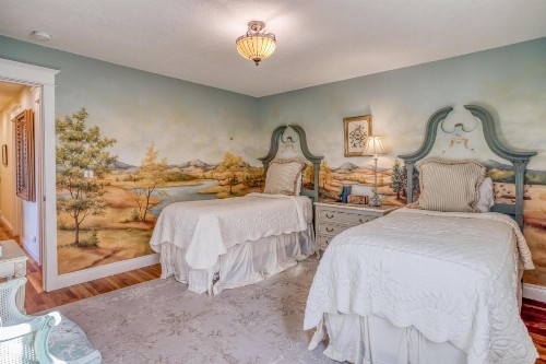 Sunset House - image 34