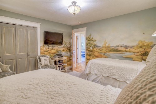 Sunset House - image 36