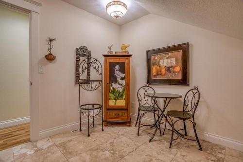 Sunset House - image 37
