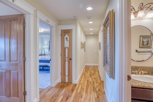 Sunset House - image 43