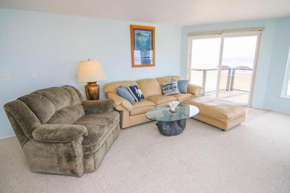 Beachcomber's Haven - image 14