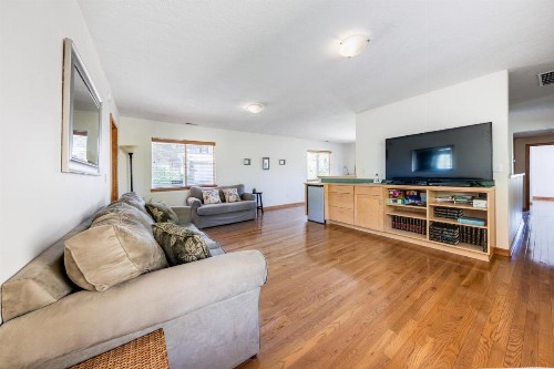 ALSO Beach House - image 3