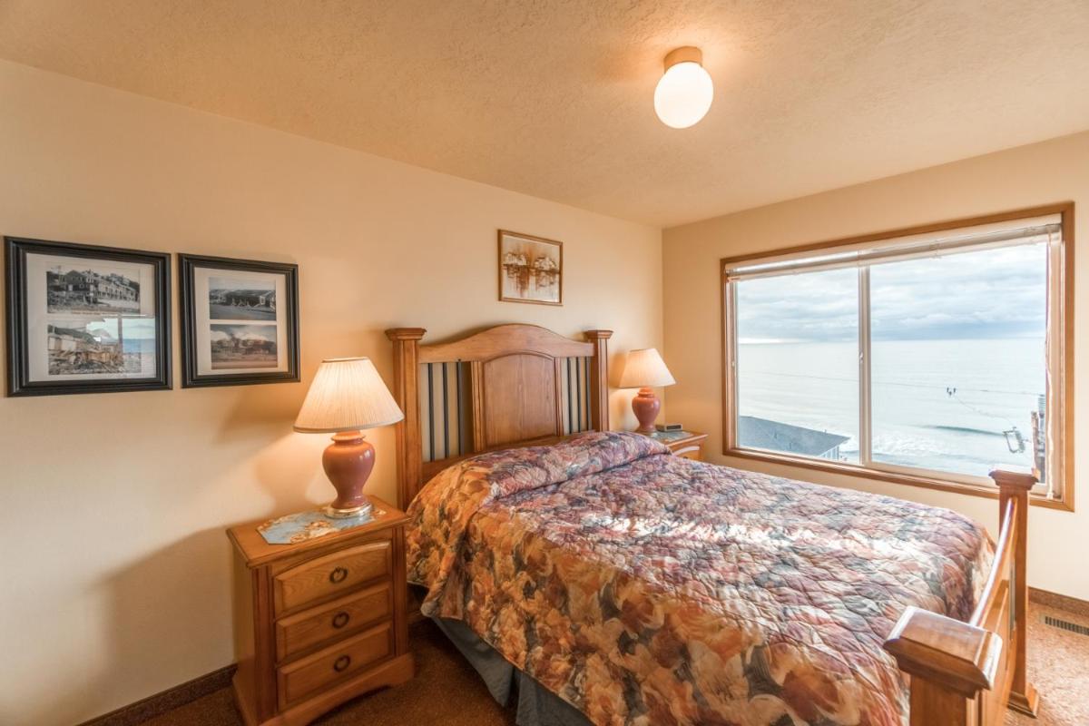 Desantis Beach House - image 7
