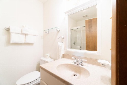 Ebbing House - image 7