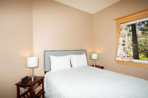 Schooner Creek Retreat - image 10