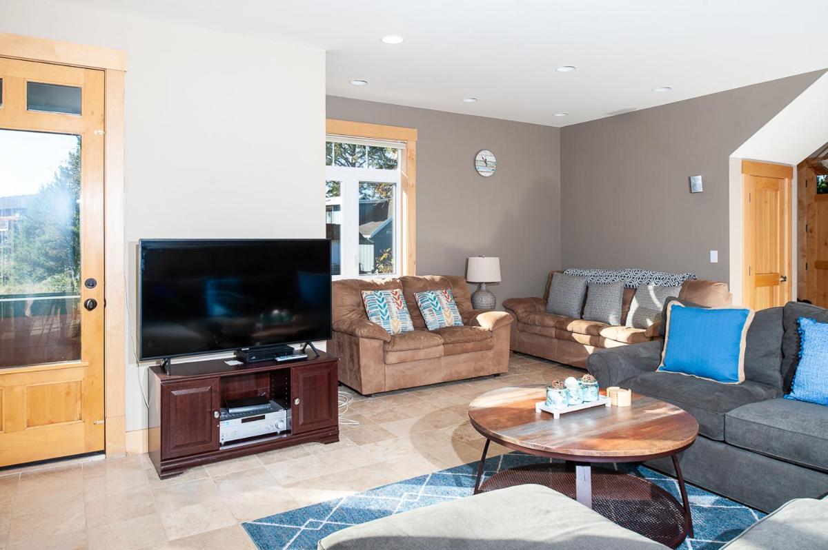 Schooner Creek Retreat - image 2