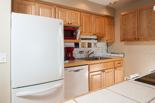 Waters Edge 108 - image 1