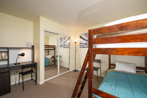 Waters Edge 108 - image 3