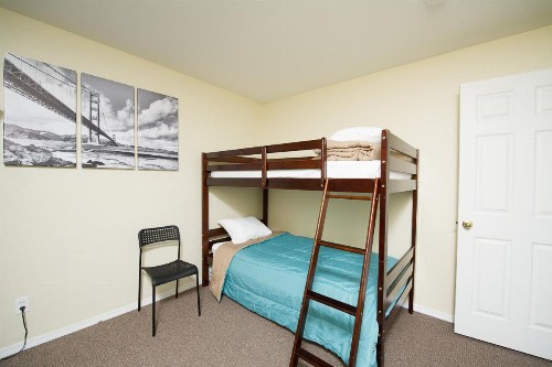 Waters Edge 108 - image 4